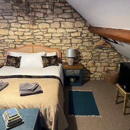 Siam Cottage Guesthouse Over 300 Years Old With Thai Restaurant Moreton-in-Marsh Bagian luar foto